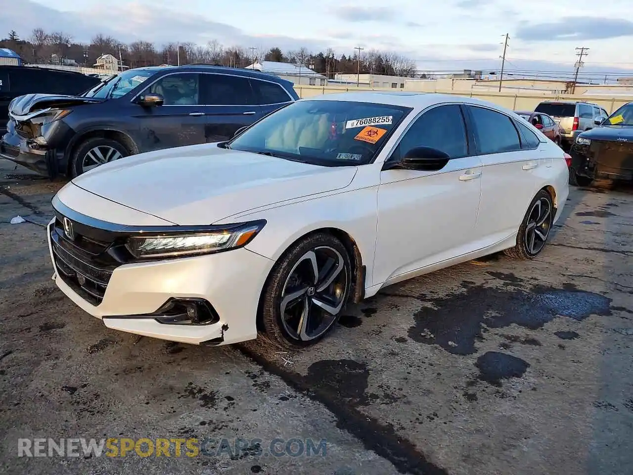 1 Photograph of a damaged car 1HGCV2F34NA005975 HONDA ACCORD 2022