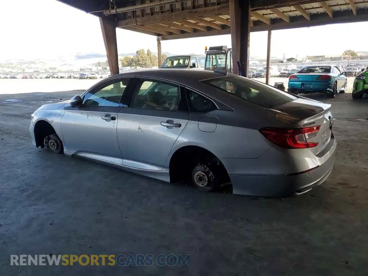 2 Photograph of a damaged car 1HGCV3F90NA016272 HONDA ACCORD 2022