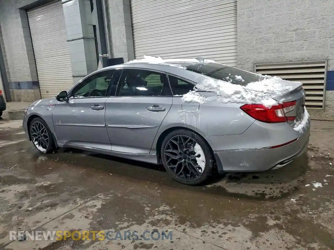 2 Photograph of a damaged car 1HGCV3F99NA016299 HONDA ACCORD 2022