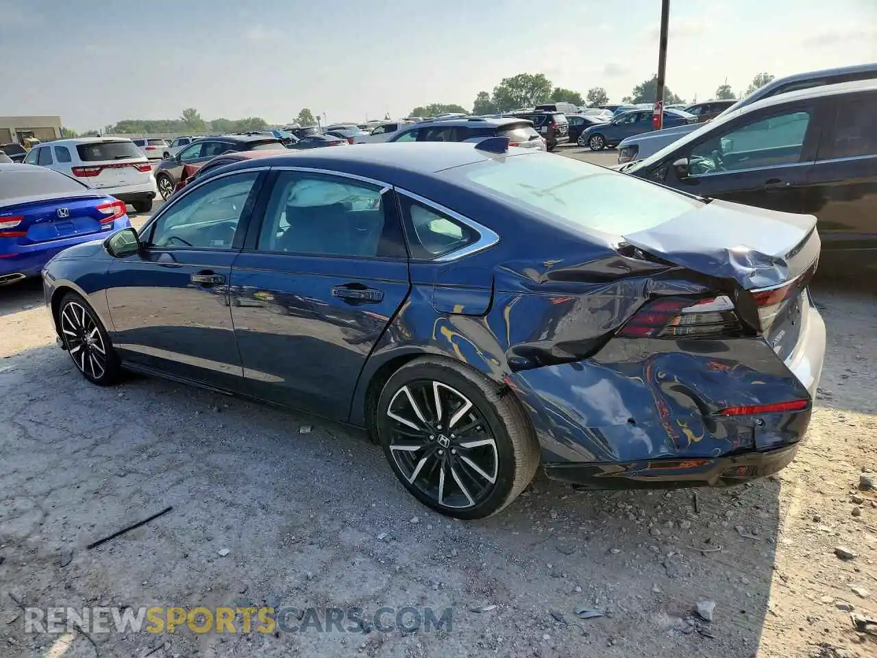2 fotografías del automóvil dañado 1HGCY2F85TA039942 HONDA ACCORD 2026