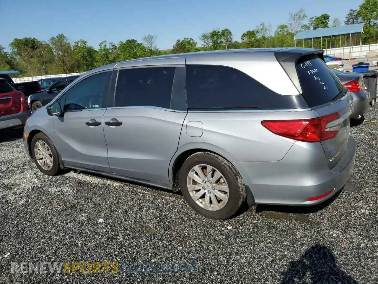 2 fotografías del automóvil dañado 5FNRL6H28KB023506 HONDA All Models 2019
