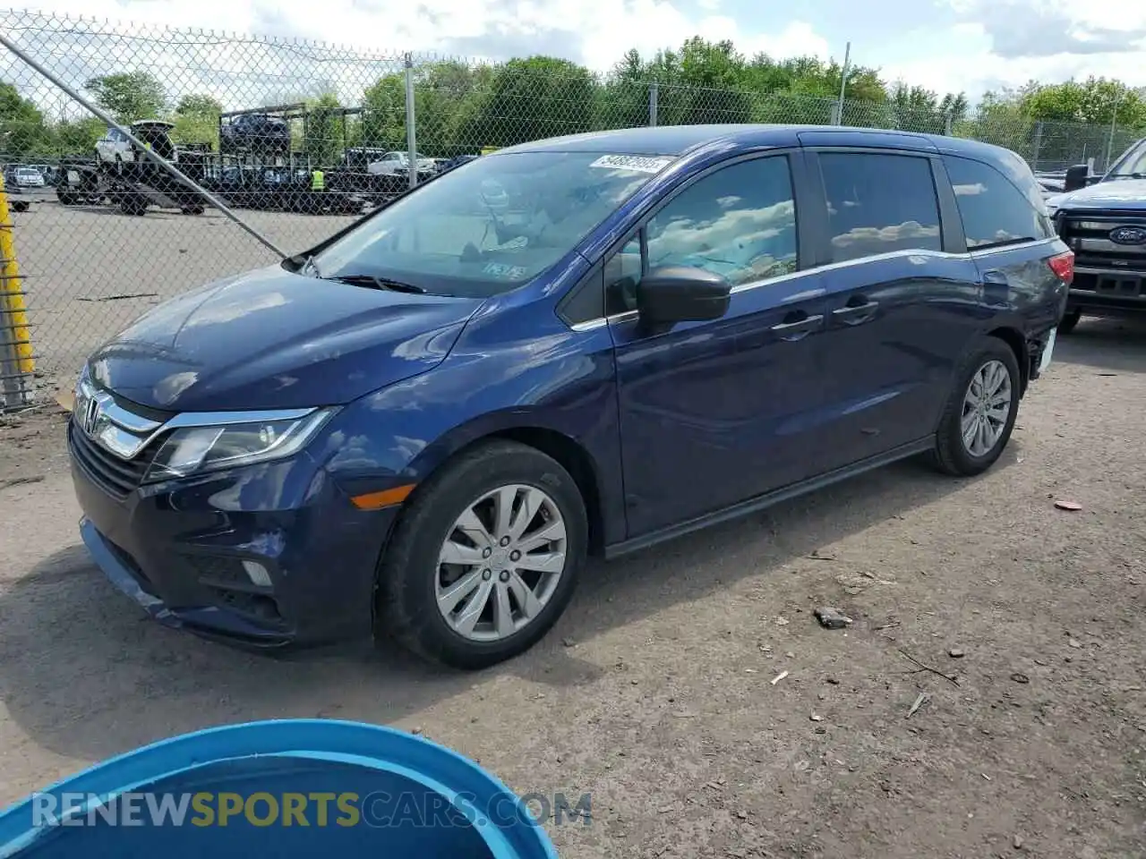 1 Photograph of a damaged car 5FNRL6H28KB027071 HONDA All Models 2019