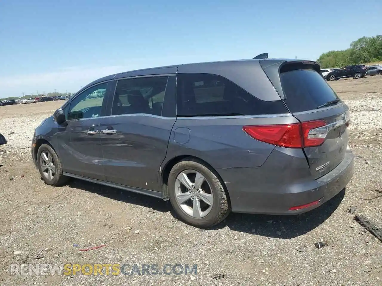 2 fotografías del automóvil dañado 5FNRL6H50KB040732 HONDA All Models 2019