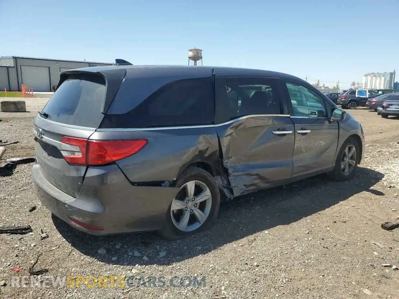 3 fotografías del automóvil dañado 5FNRL6H50KB040732 HONDA All Models 2019