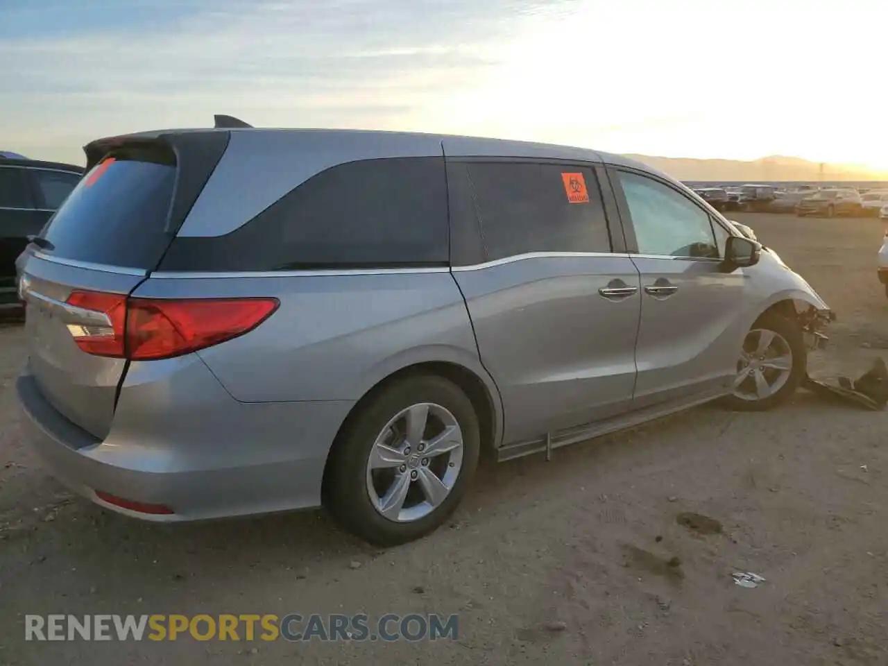3 Photograph of a damaged car 5FNRL6H52KB028288 HONDA All Models 2019