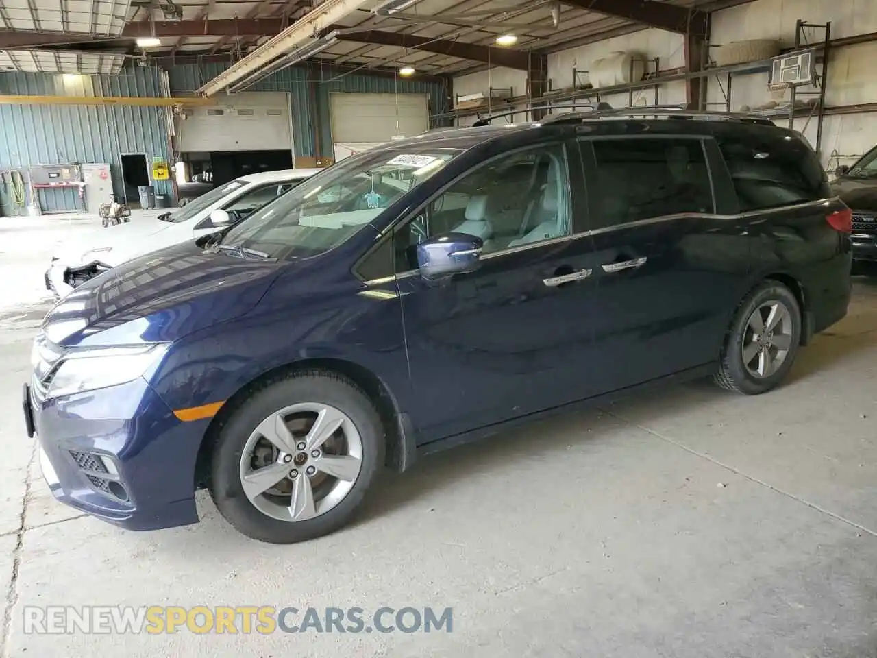 1 Photograph of a damaged car 5FNRL6H52KB094307 HONDA All Models 2019