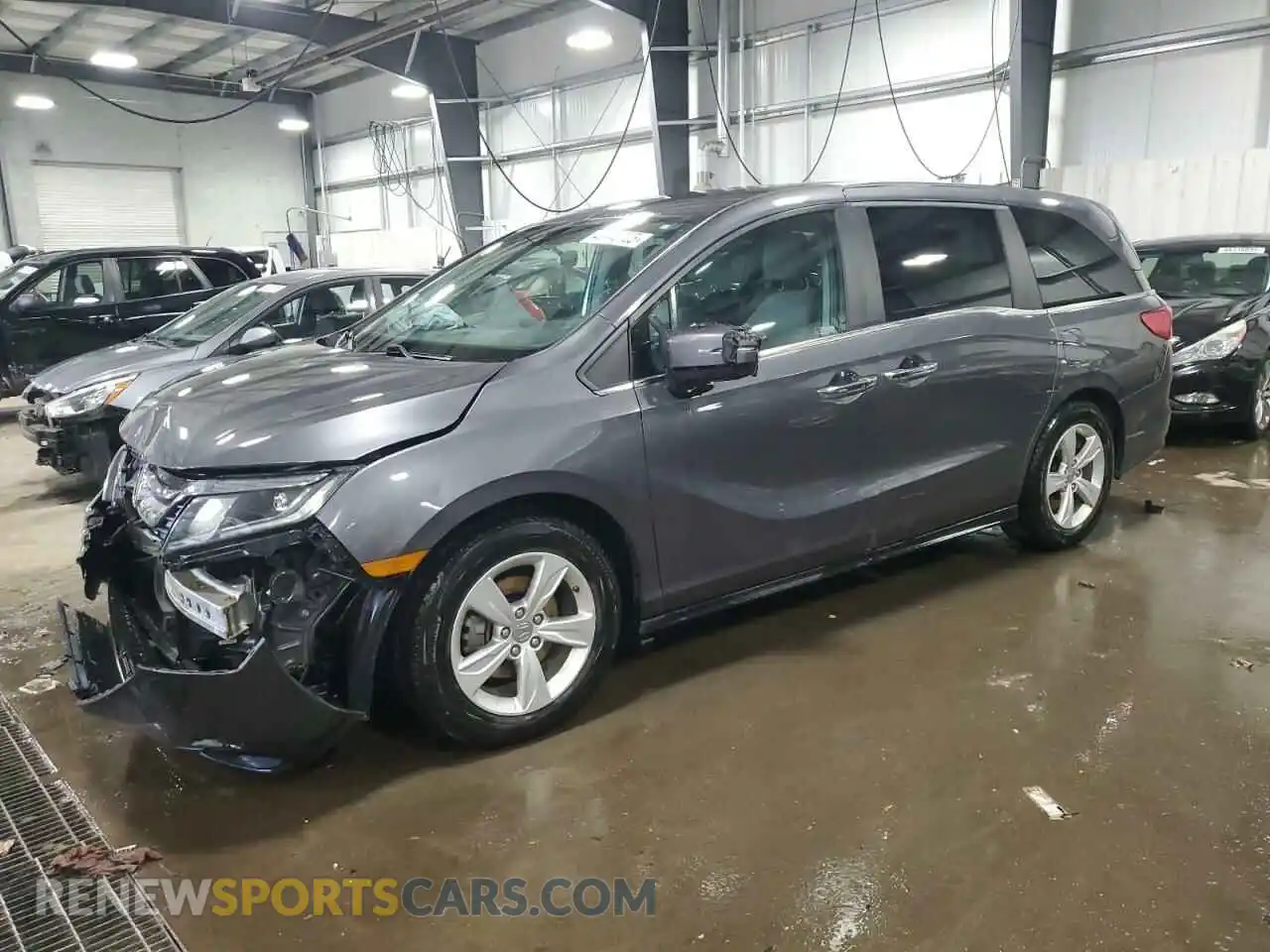 1 Photograph of a damaged car 5FNRL6H53KB002850 HONDA All Models 2019