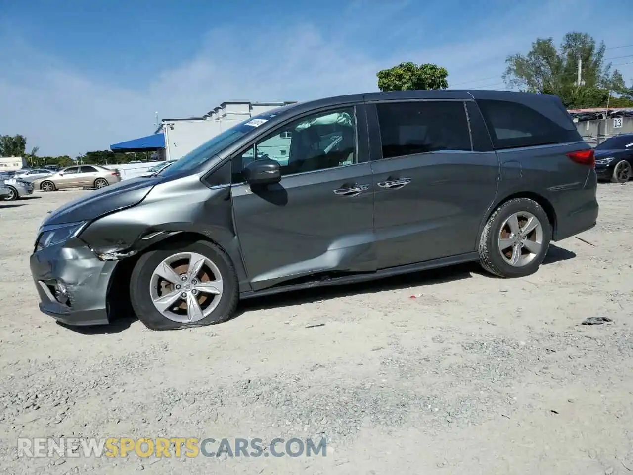 1 Photograph of a damaged car 5FNRL6H58KB052482 HONDA All Models 2019