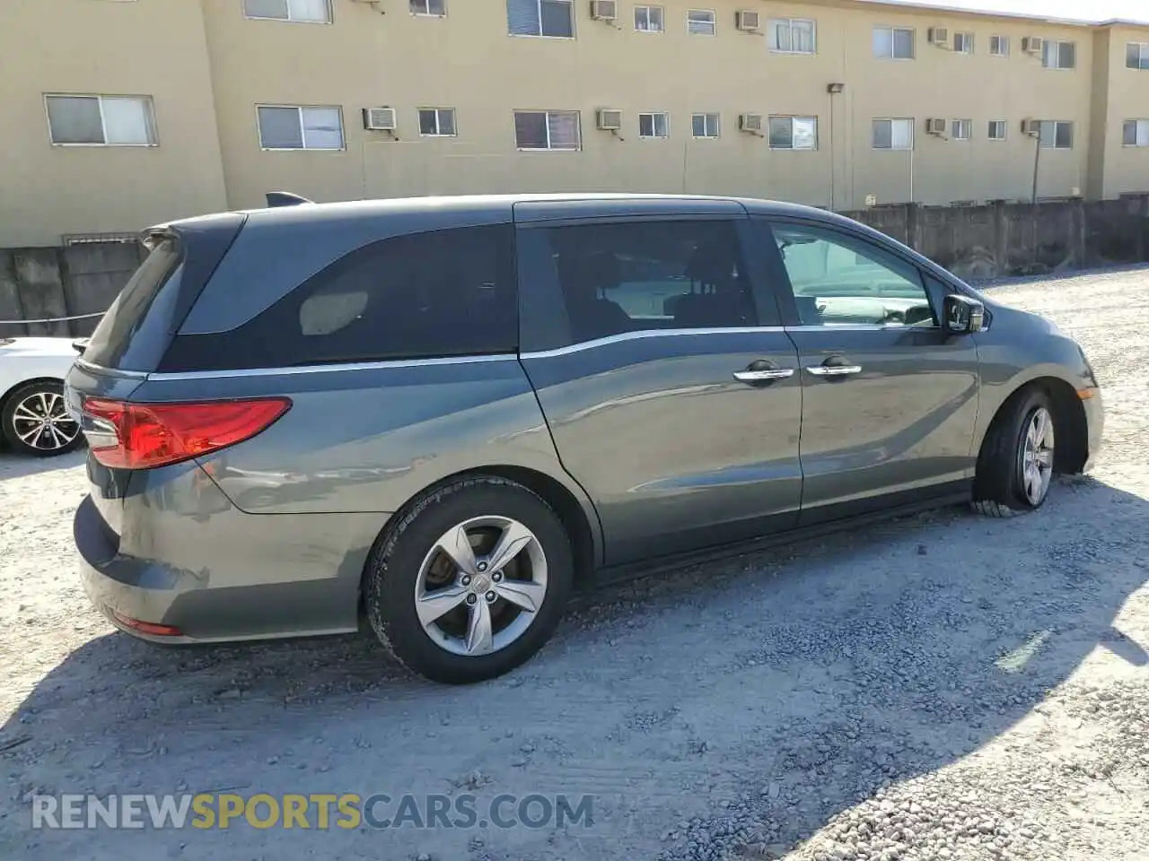 3 Photograph of a damaged car 5FNRL6H58KB052482 HONDA All Models 2019