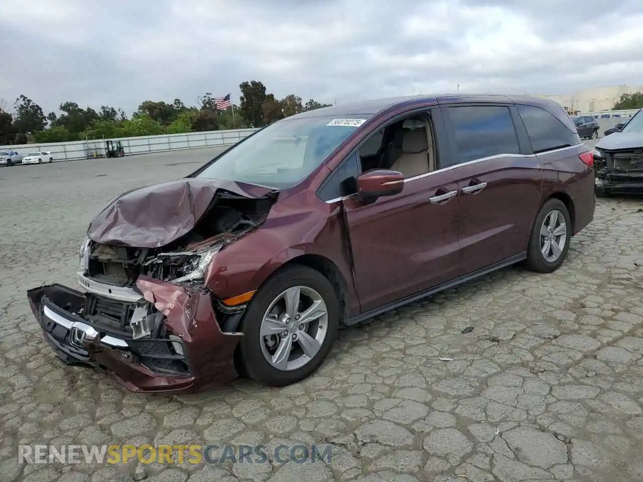 1 Photograph of a damaged car 5FNRL6H59KB011620 HONDA All Models 2019