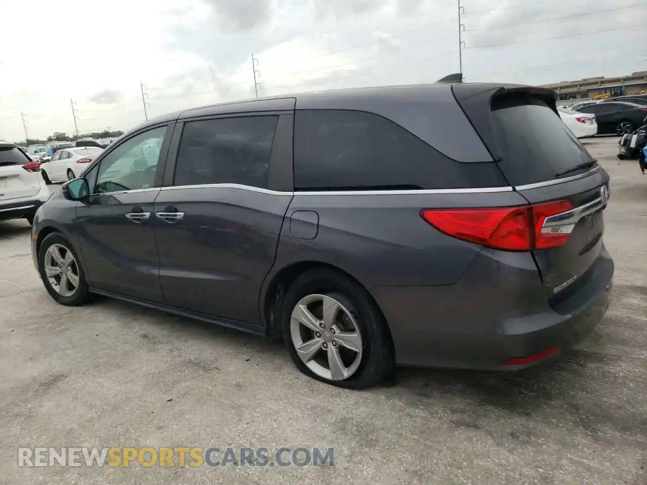 2 Photograph of a damaged car 5FNRL6H5XKB051169 HONDA All Models 2019