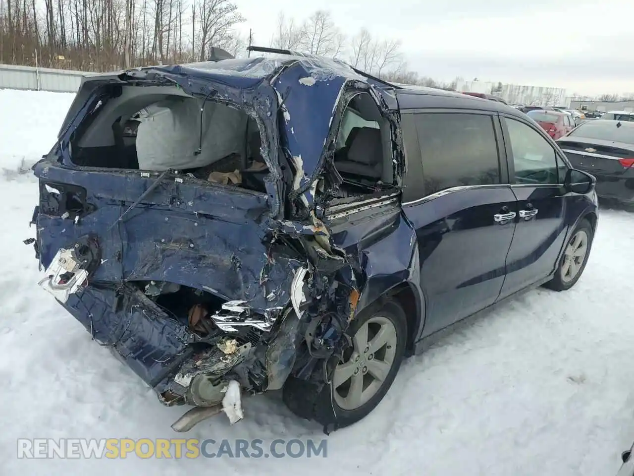 3 Photograph of a damaged car 5FNRL6H70KB026945 HONDA All Models 2019
