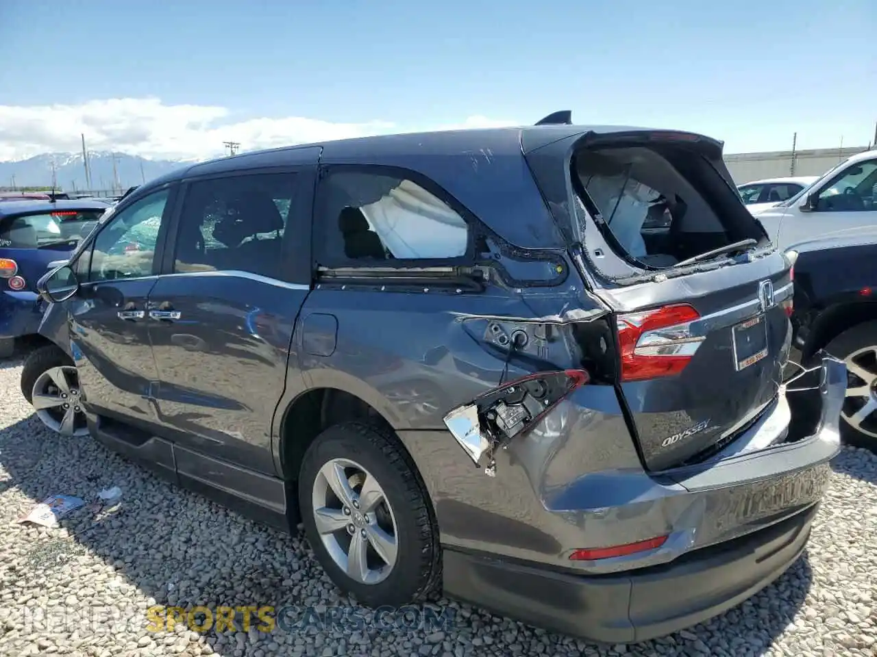 2 Photograph of a damaged car 5FNRL6H70KB037606 HONDA All Models 2019