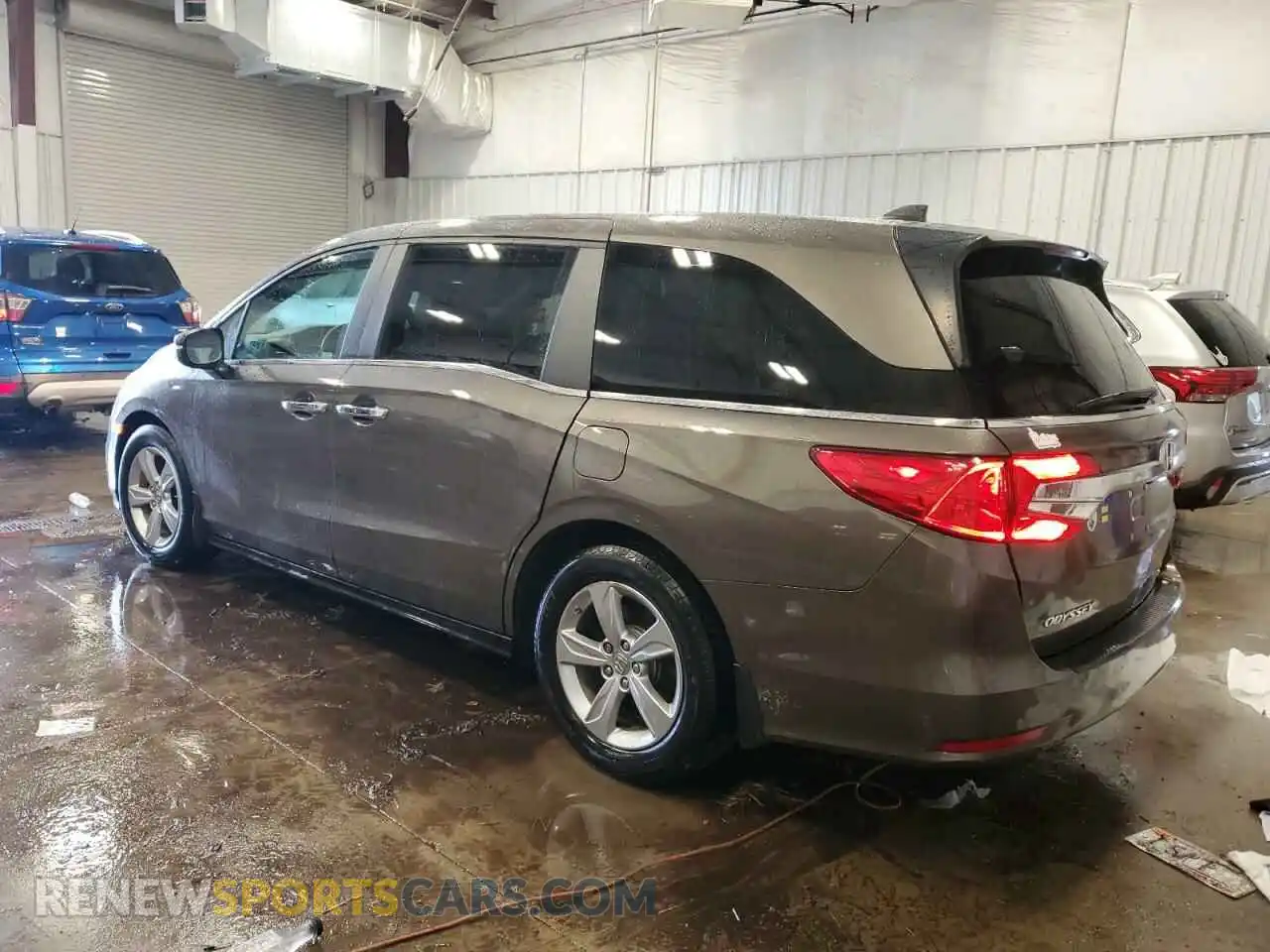 2 Photograph of a damaged car 5FNRL6H72KB138520 HONDA All Models 2019