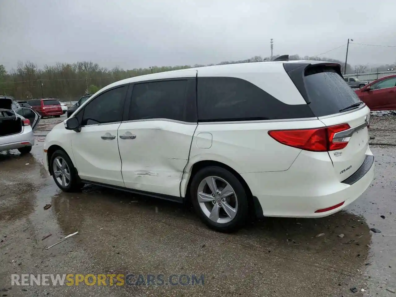 2 Photograph of a damaged car 5FNRL6H73KB057624 HONDA All Models 2019