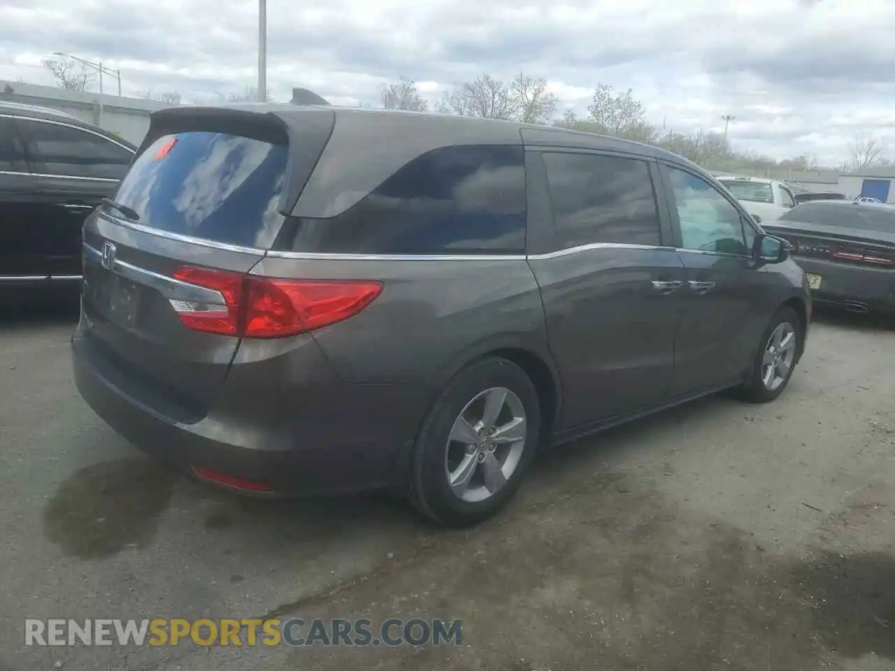 3 Photograph of a damaged car 5FNRL6H73KB137053 HONDA All Models 2019