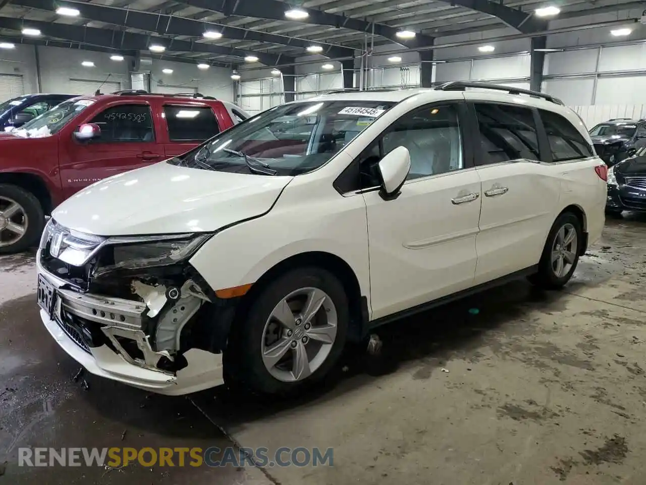 1 Photograph of a damaged car 5FNRL6H74KB028844 HONDA All Models 2019