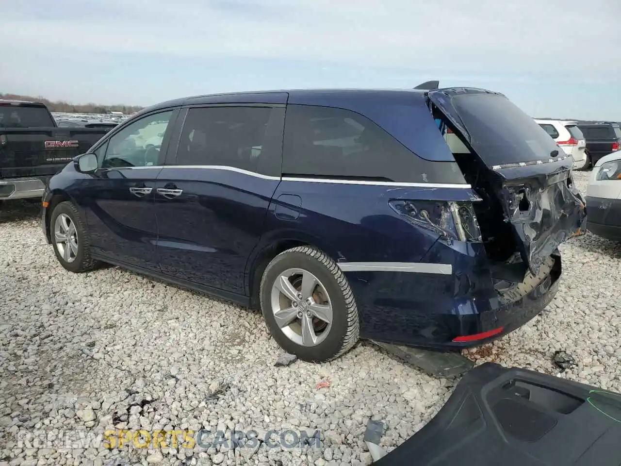 2 Photograph of a damaged car 5FNRL6H74KB039830 HONDA All Models 2019
