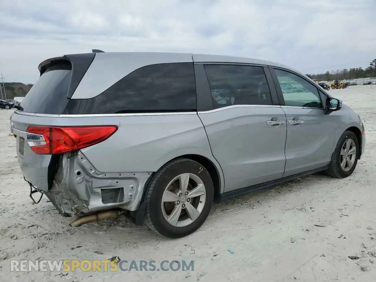3 Photograph of a damaged car 5FNRL6H75KB034006 HONDA All Models 2019