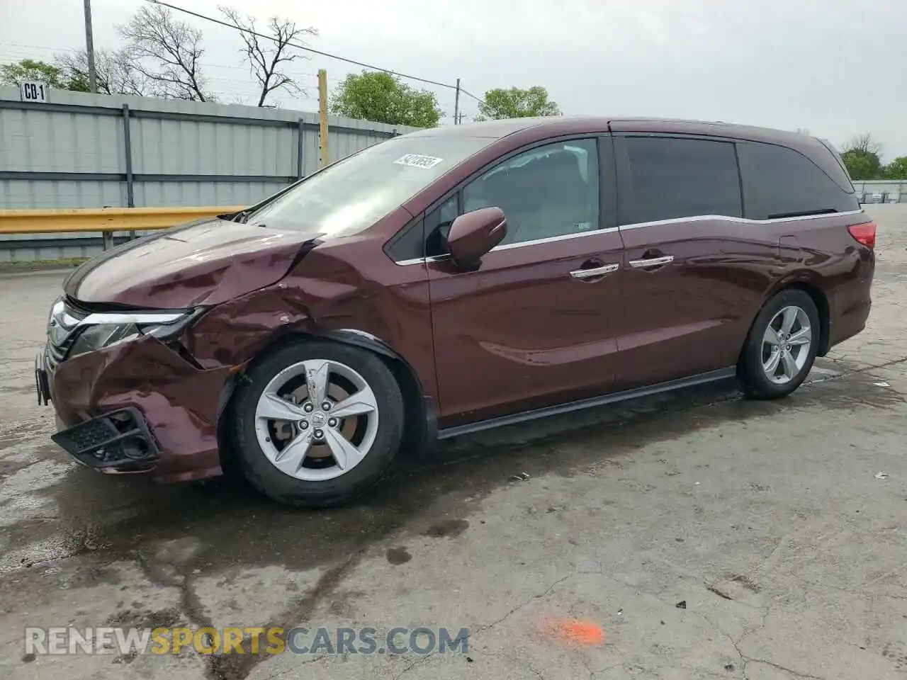 1 Photograph of a damaged car 5FNRL6H76KB020972 HONDA All Models 2019