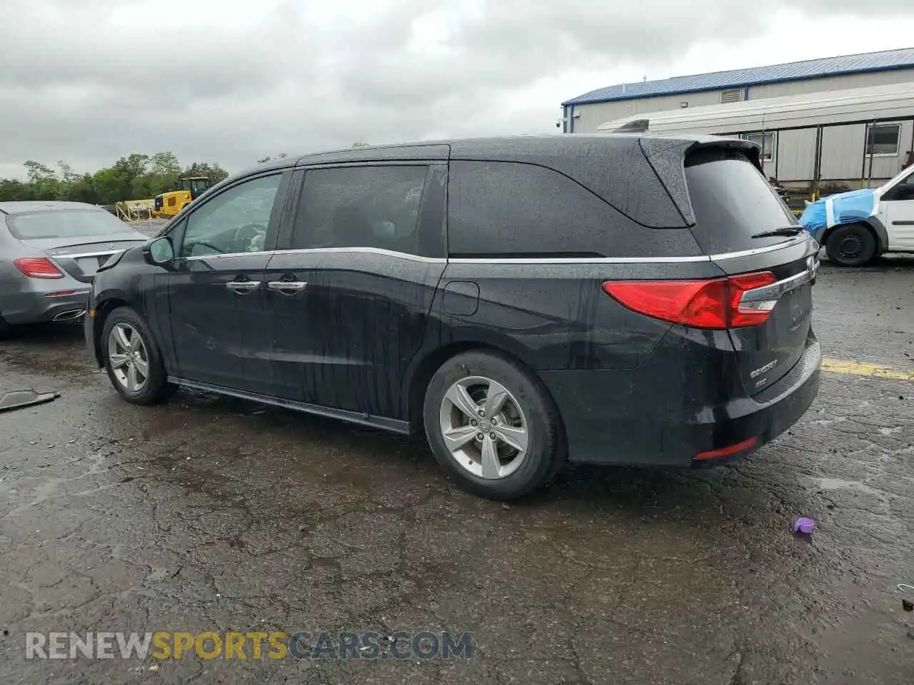 2 Photograph of a damaged car 5FNRL6H76KB124717 HONDA All Models 2019