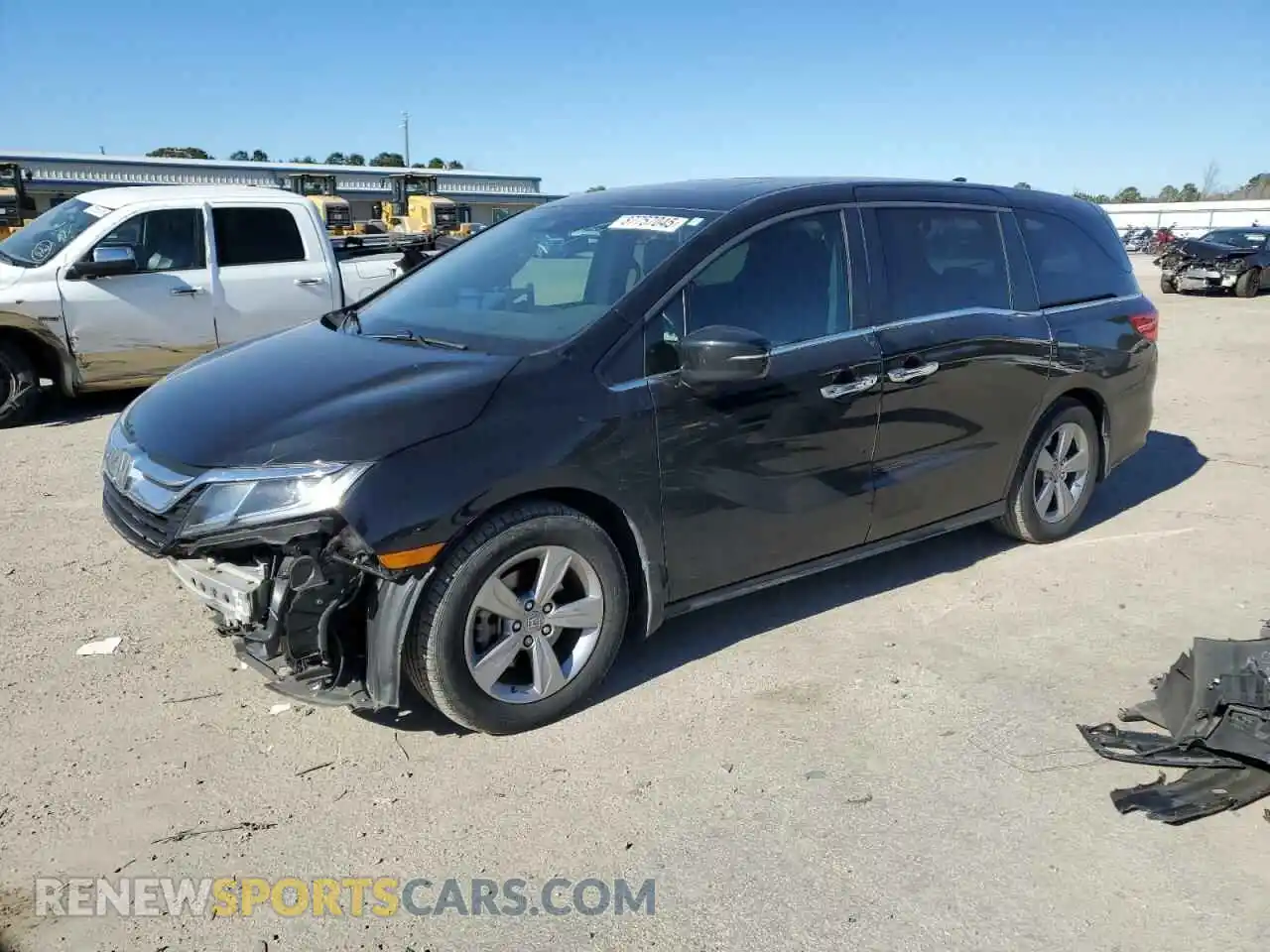 1 Photograph of a damaged car 5FNRL6H76KB129383 HONDA All Models 2019