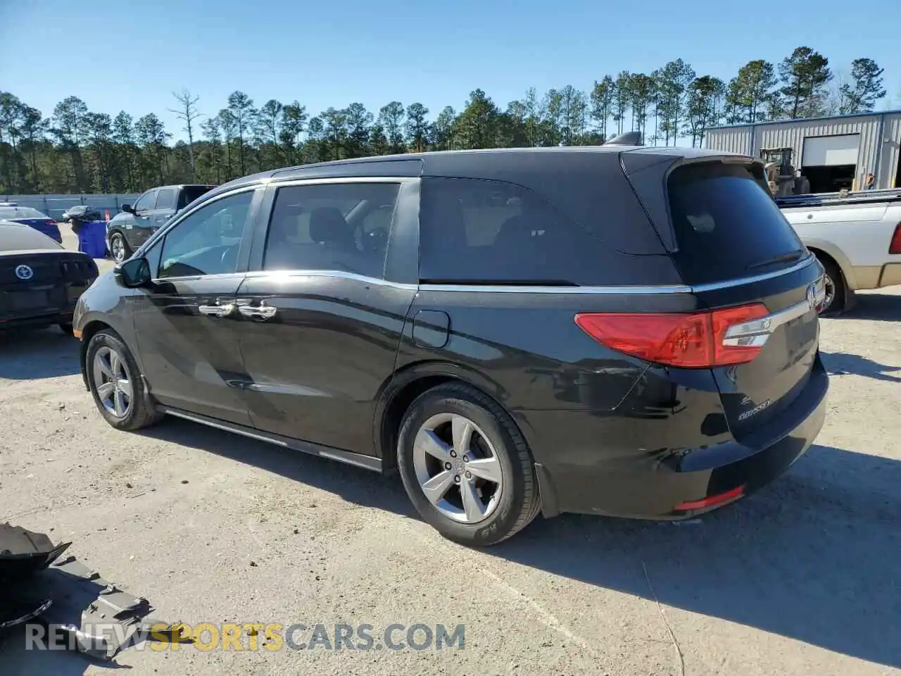 2 Photograph of a damaged car 5FNRL6H76KB129383 HONDA All Models 2019
