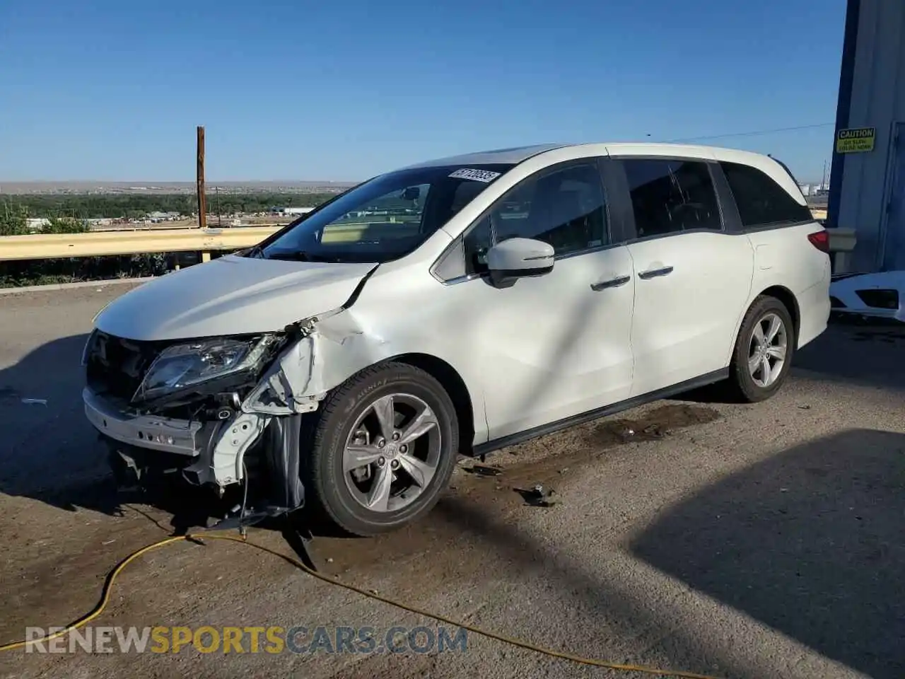 1 Photograph of a damaged car 5FNRL6H78KB026336 HONDA All Models 2019