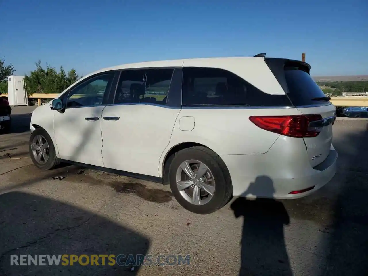 2 Photograph of a damaged car 5FNRL6H78KB026336 HONDA All Models 2019
