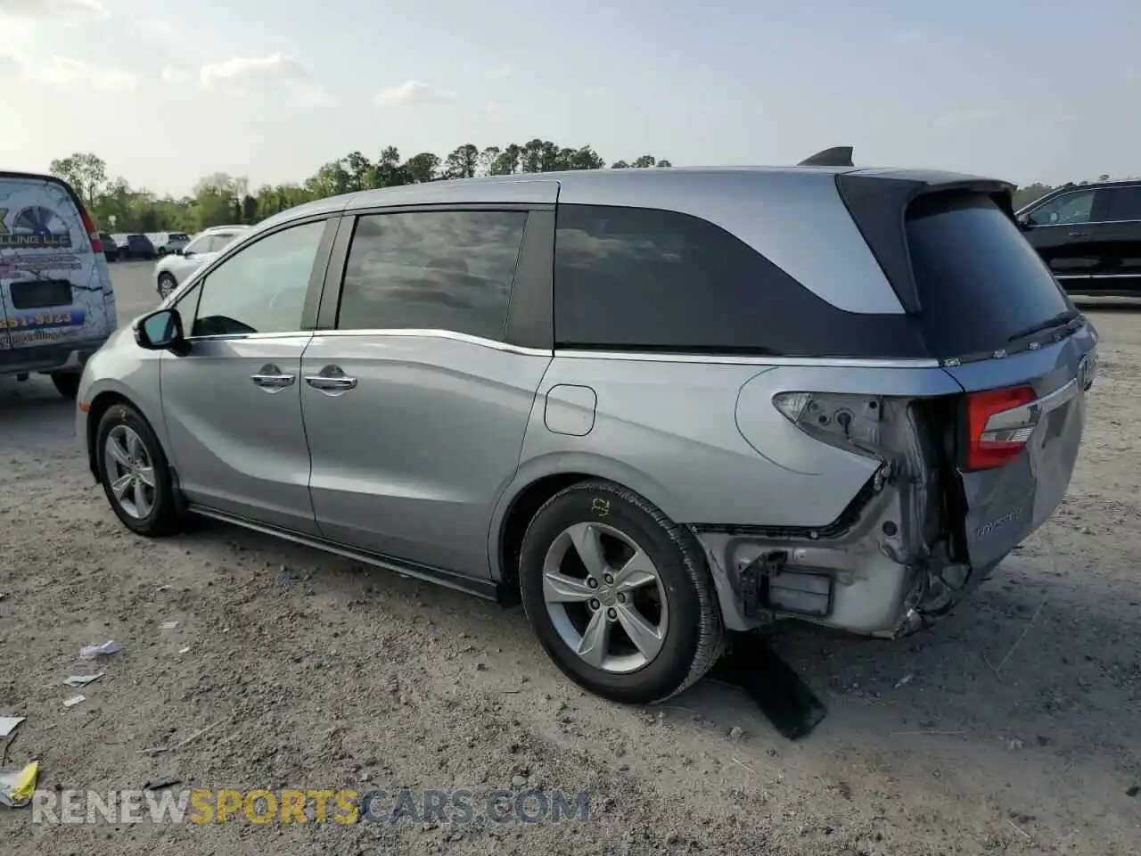 2 Photograph of a damaged car 5FNRL6H79KB030881 HONDA All Models 2019