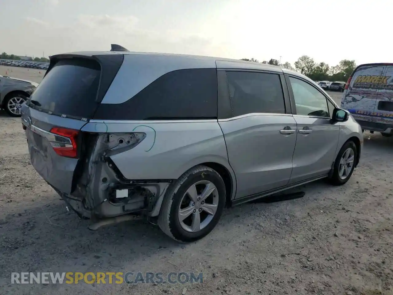 3 Photograph of a damaged car 5FNRL6H79KB030881 HONDA All Models 2019