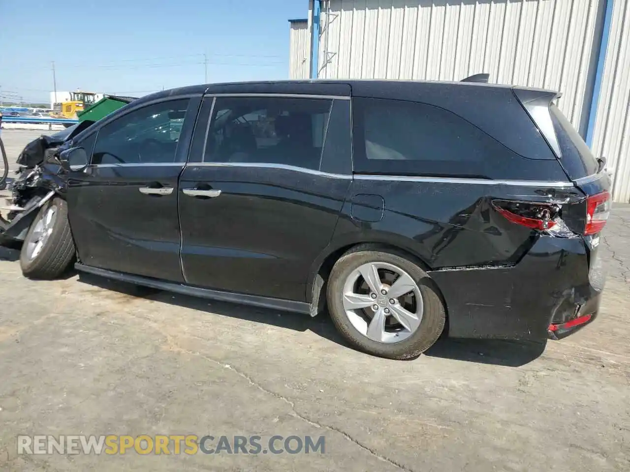2 Photograph of a damaged car 5FNRL6H79KB069664 HONDA All Models 2019
