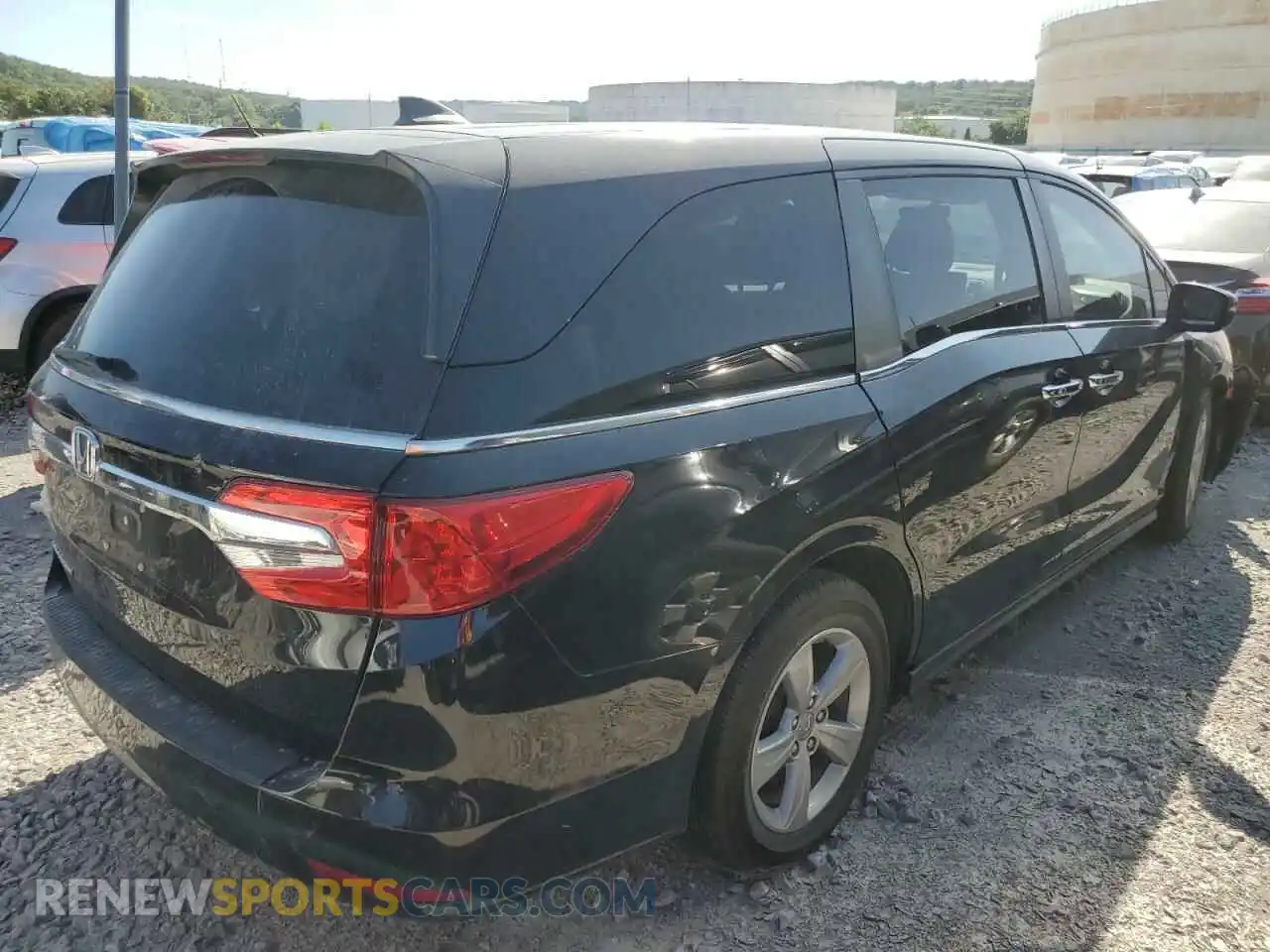 3 Photograph of a damaged car 5FNRL6H79KB069664 HONDA All Models 2019