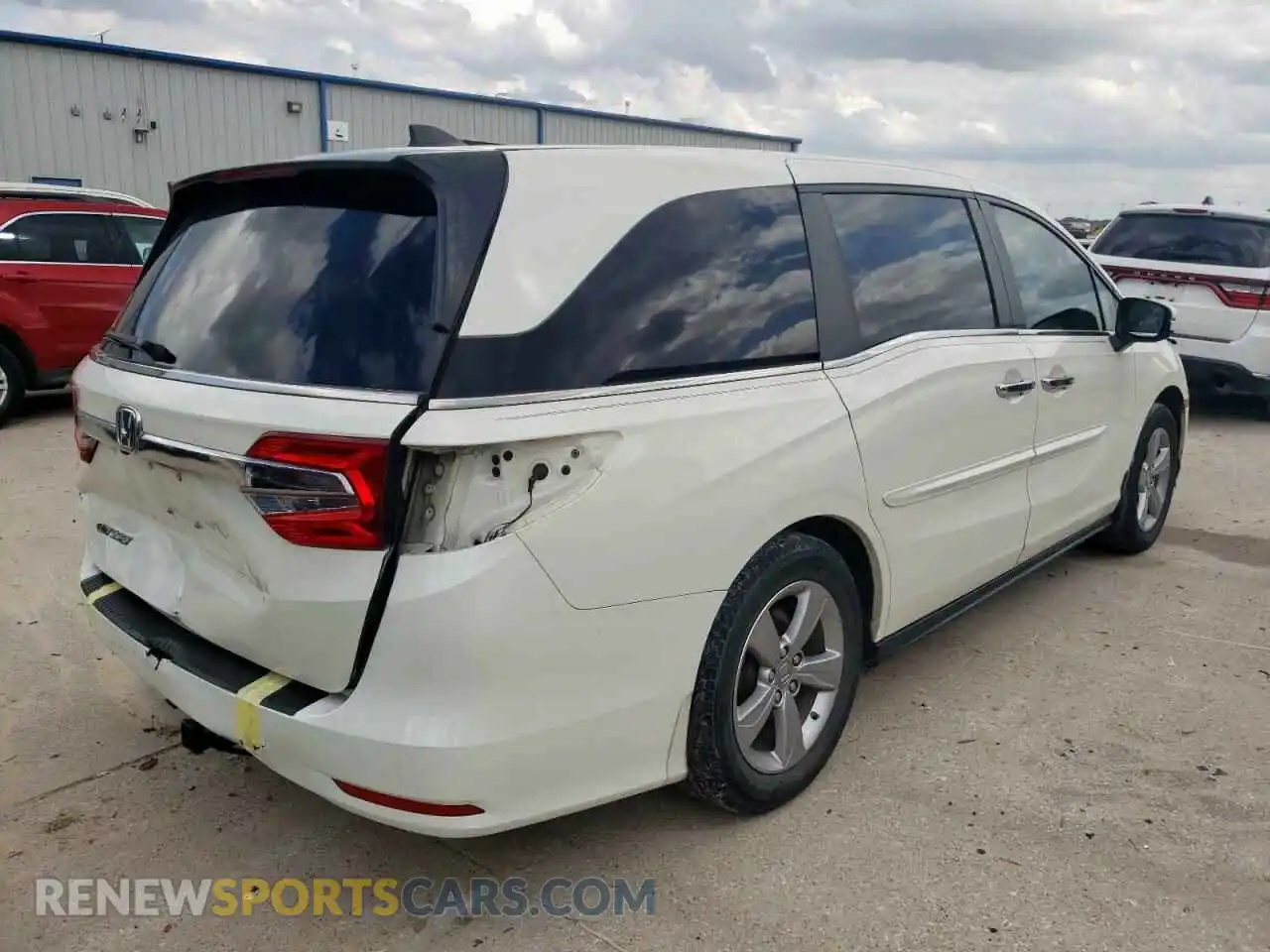 3 Фотография поврежденного автомобиля 5FNRL6H7XKB120637 HONDA All Models 2019