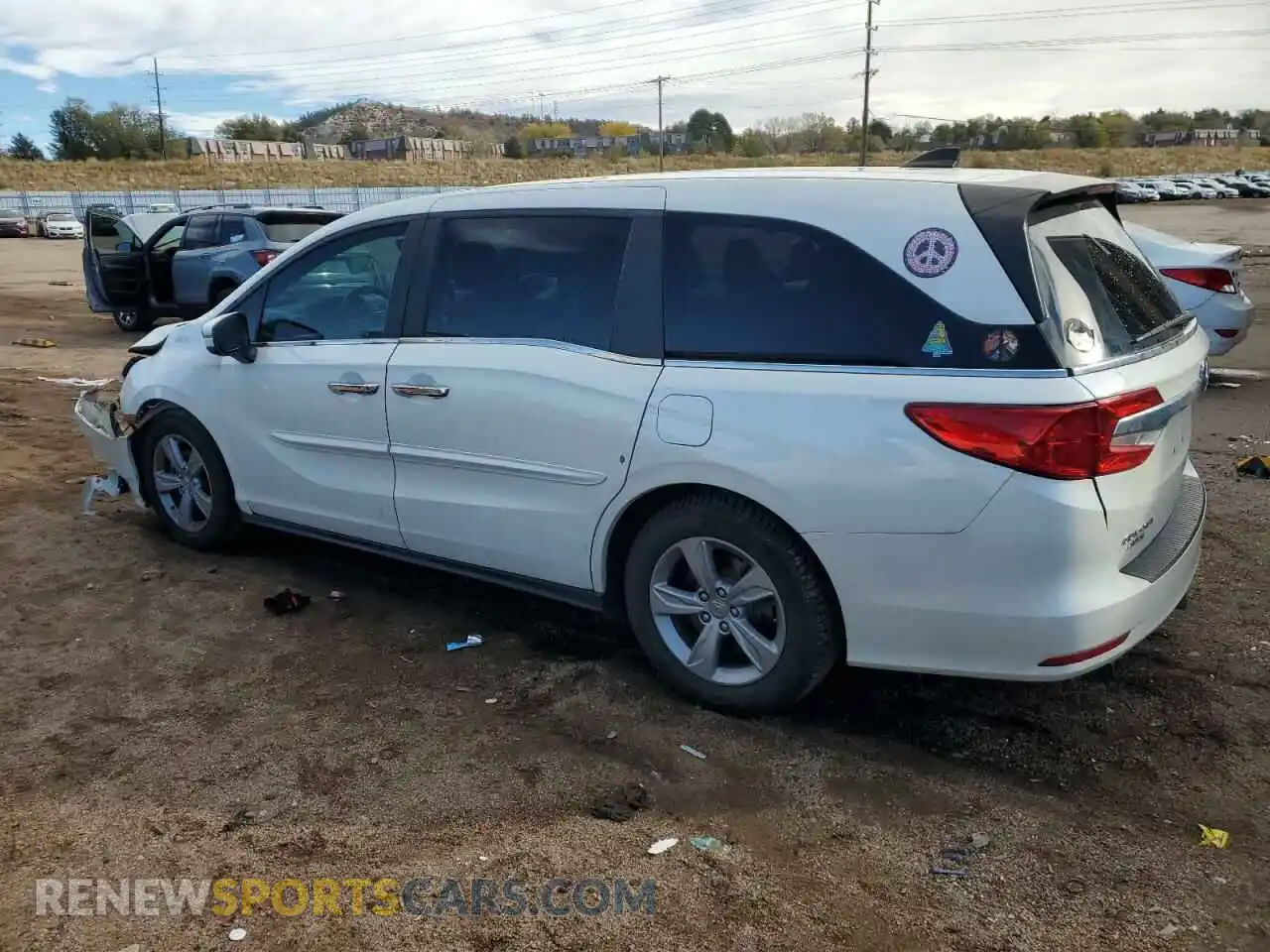 2 Photograph of a damaged car 5FNRL6H7XKB122114 HONDA All Models 2019