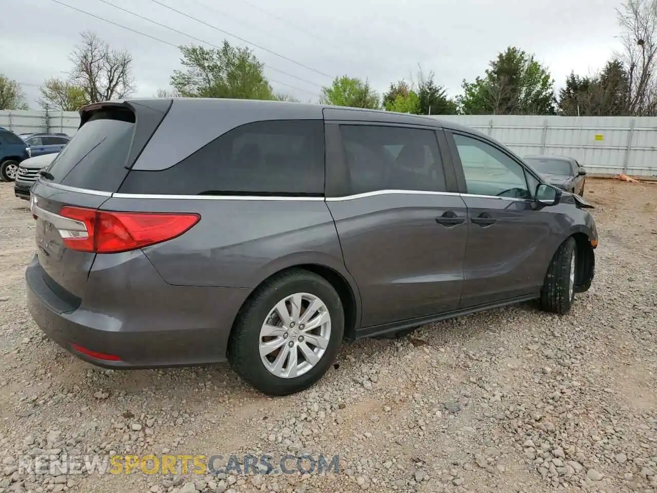 3 Photograph of a damaged car 5FNRL6H20LB021749 HONDA All Models 2020