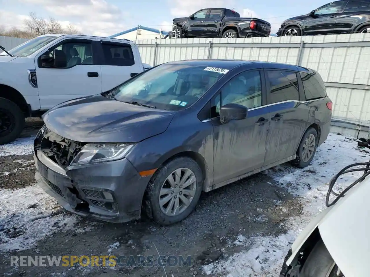 1 Photograph of a damaged car 5FNRL6H29LB005727 HONDA All Models 2020