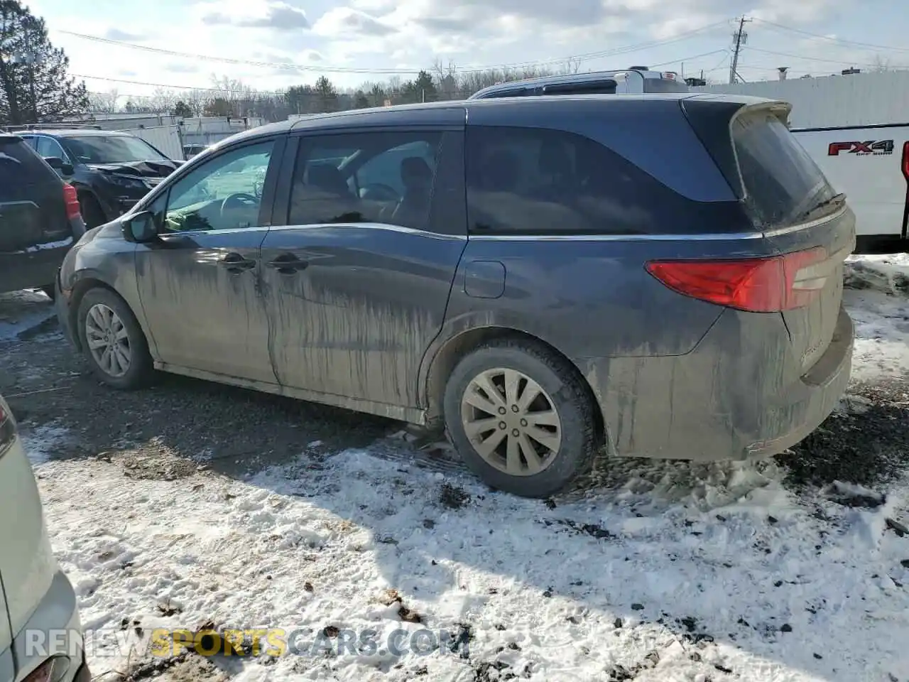 2 Photograph of a damaged car 5FNRL6H29LB005727 HONDA All Models 2020