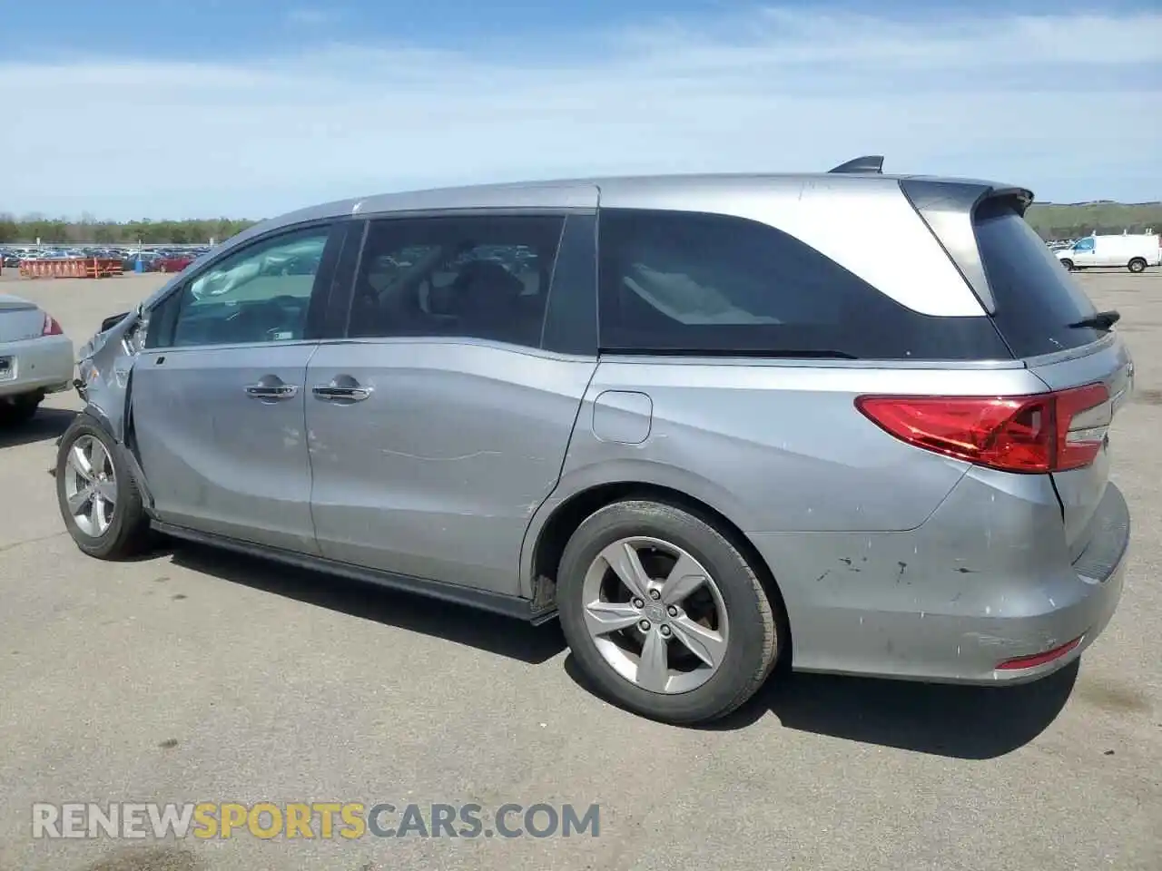 2 Photograph of a damaged car 5FNRL6H55LB066941 HONDA All Models 2020