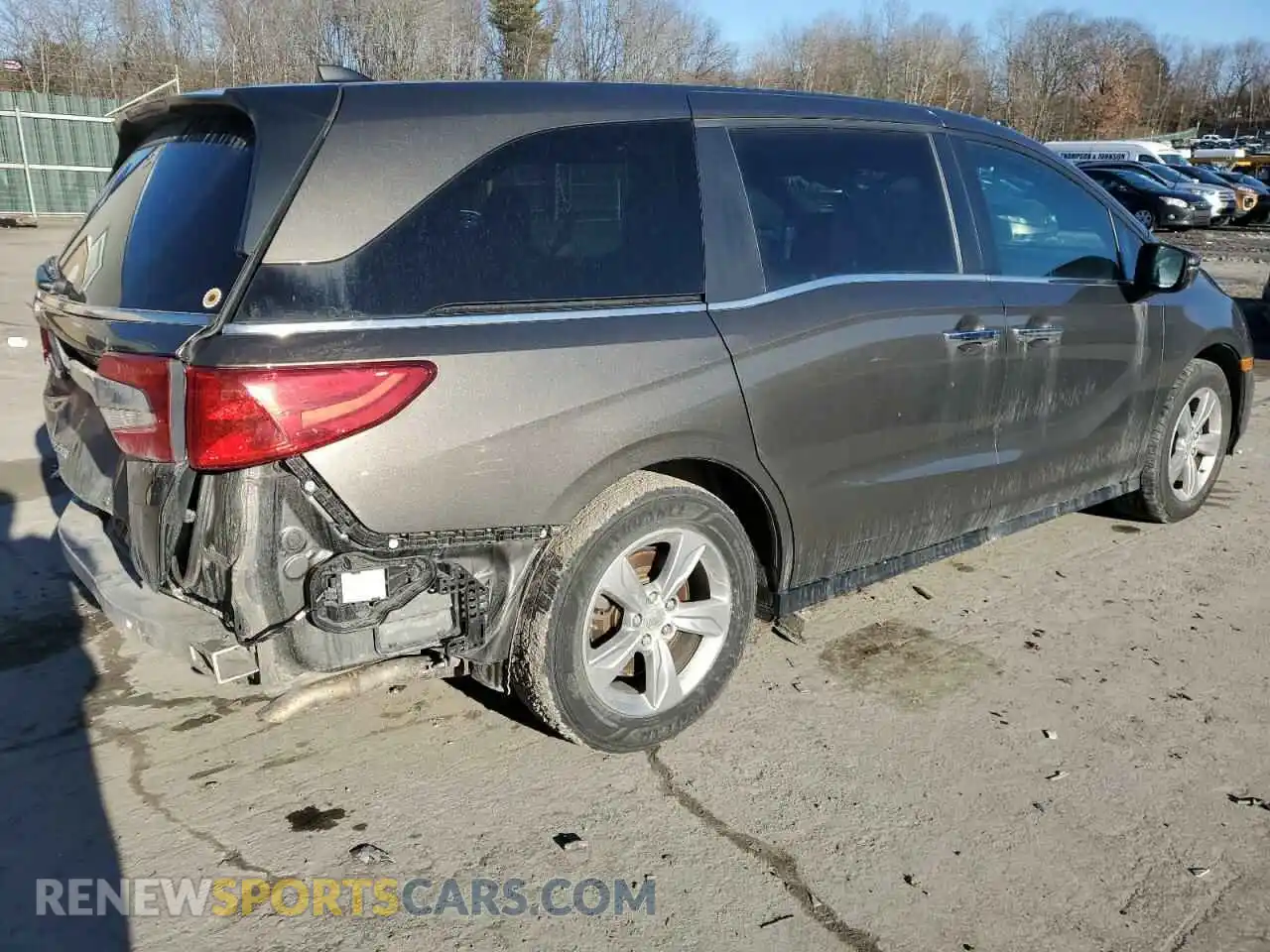 3 Photograph of a damaged car 5FNRL6H70LB033850 HONDA All Models 2020