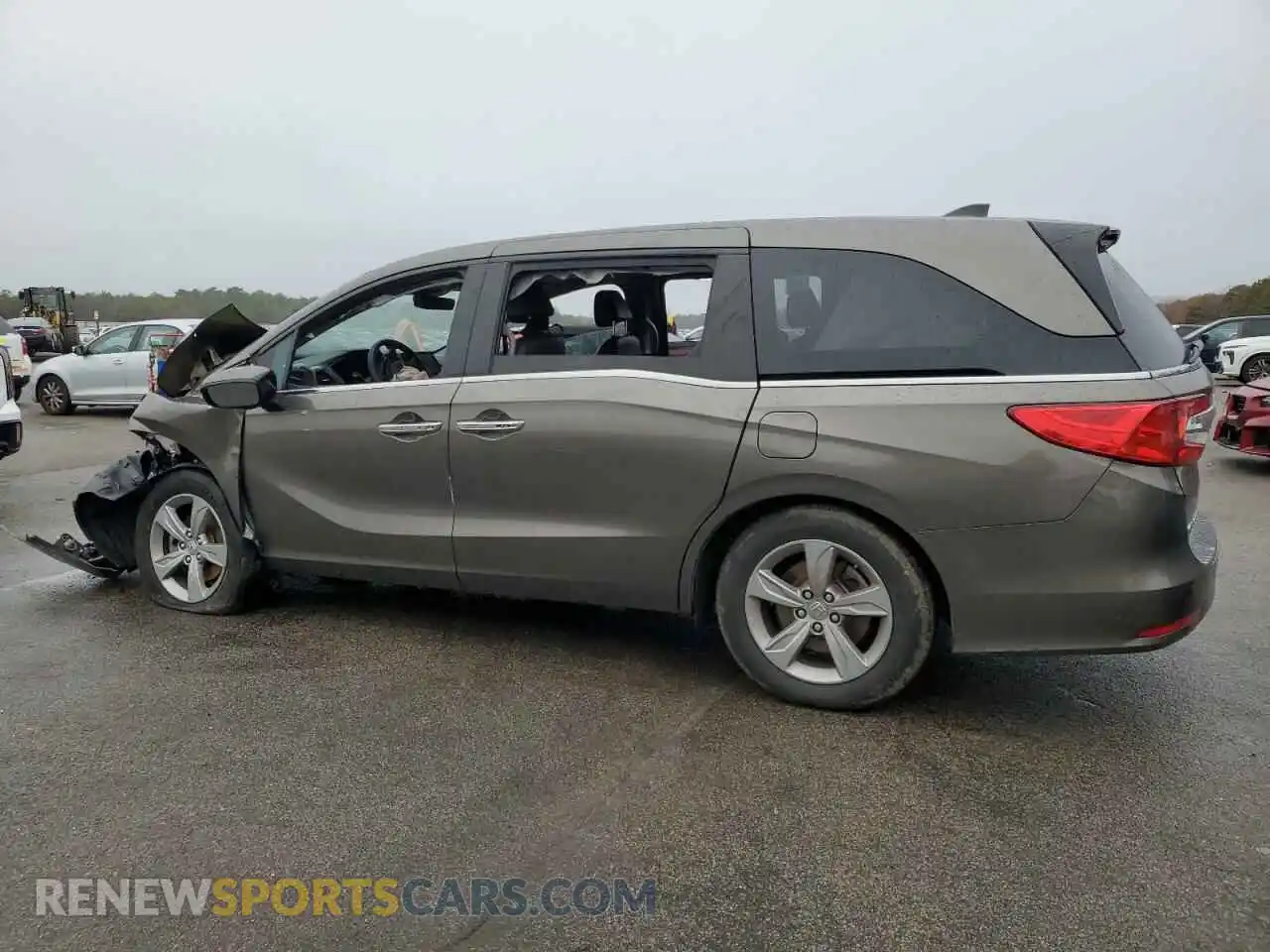 2 Photograph of a damaged car 5FNRL6H70LB070221 HONDA All Models 2020