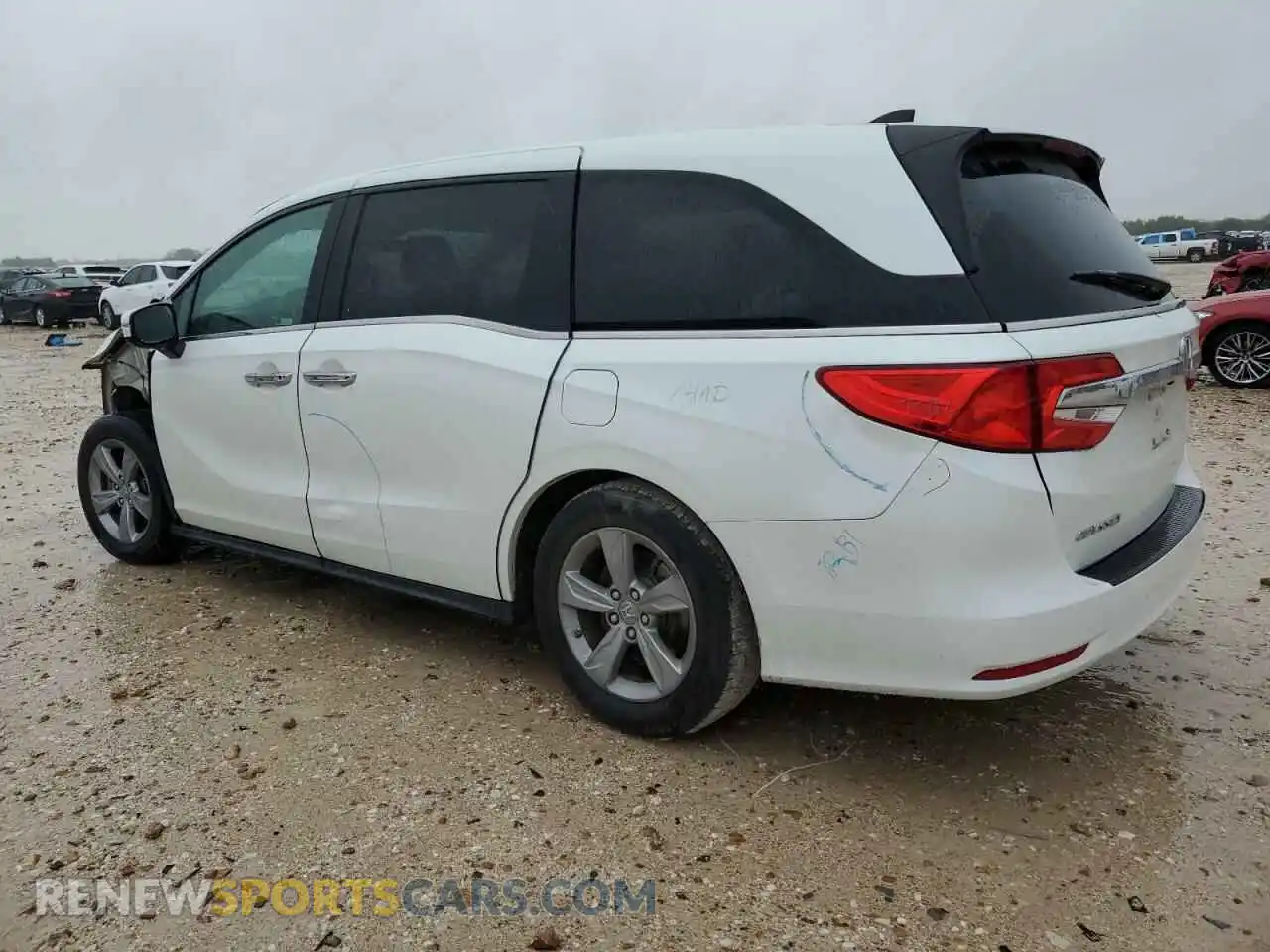 2 Photograph of a damaged car 5FNRL6H71LB026244 HONDA All Models 2020