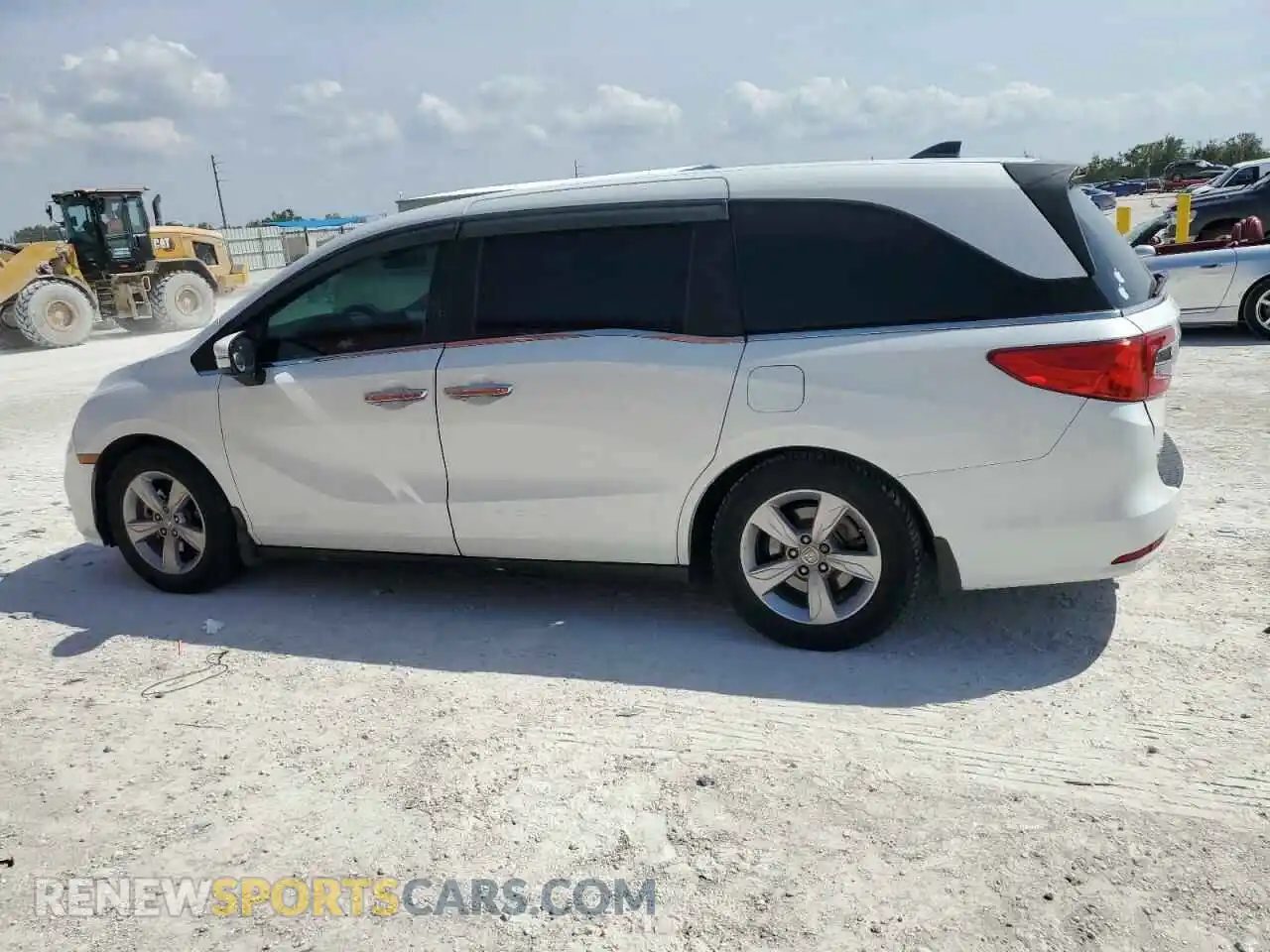 2 Photograph of a damaged car 5FNRL6H71LB050513 HONDA All Models 2020