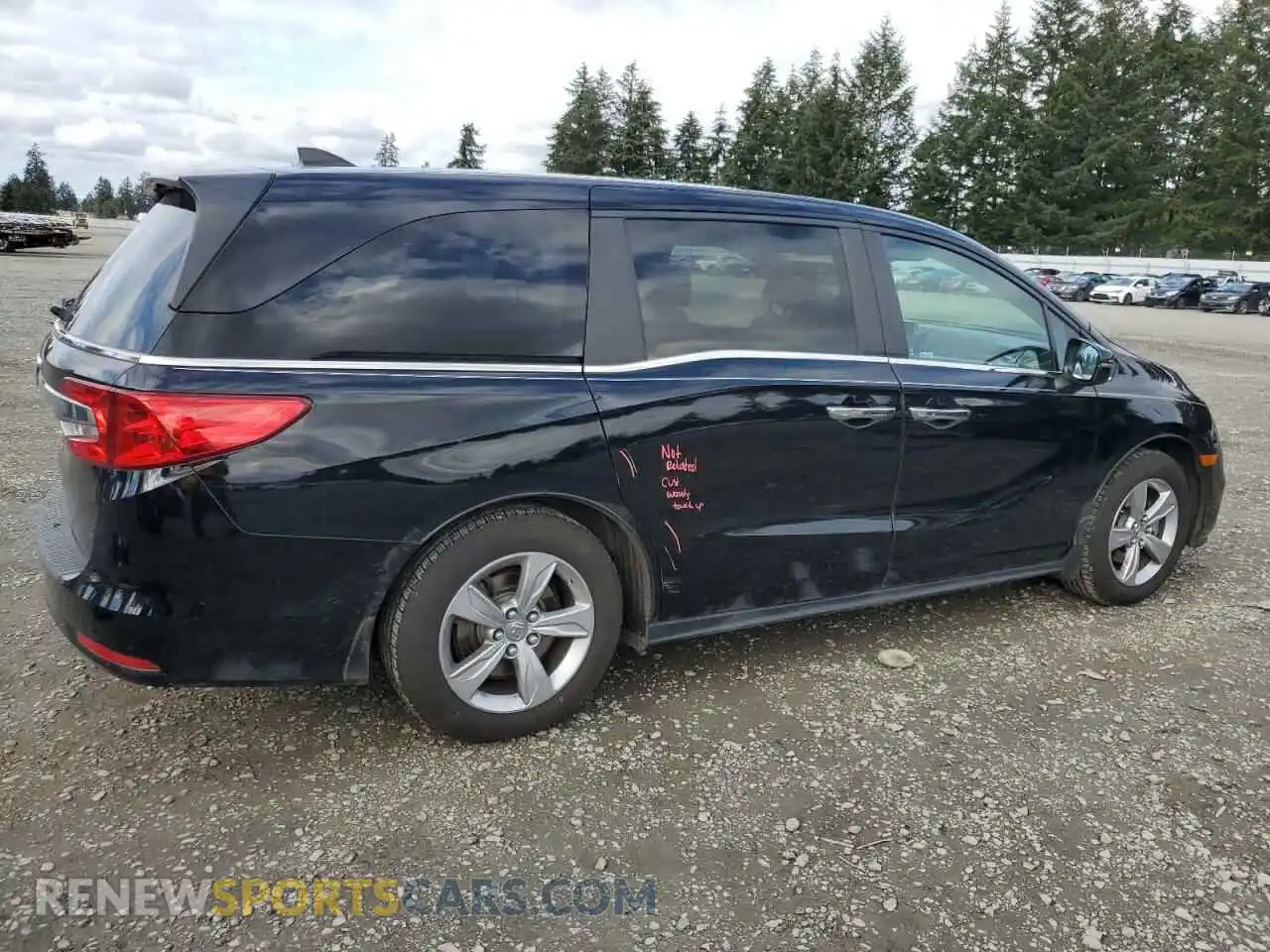 3 Photograph of a damaged car 5FNRL6H74LB005050 HONDA All Models 2020