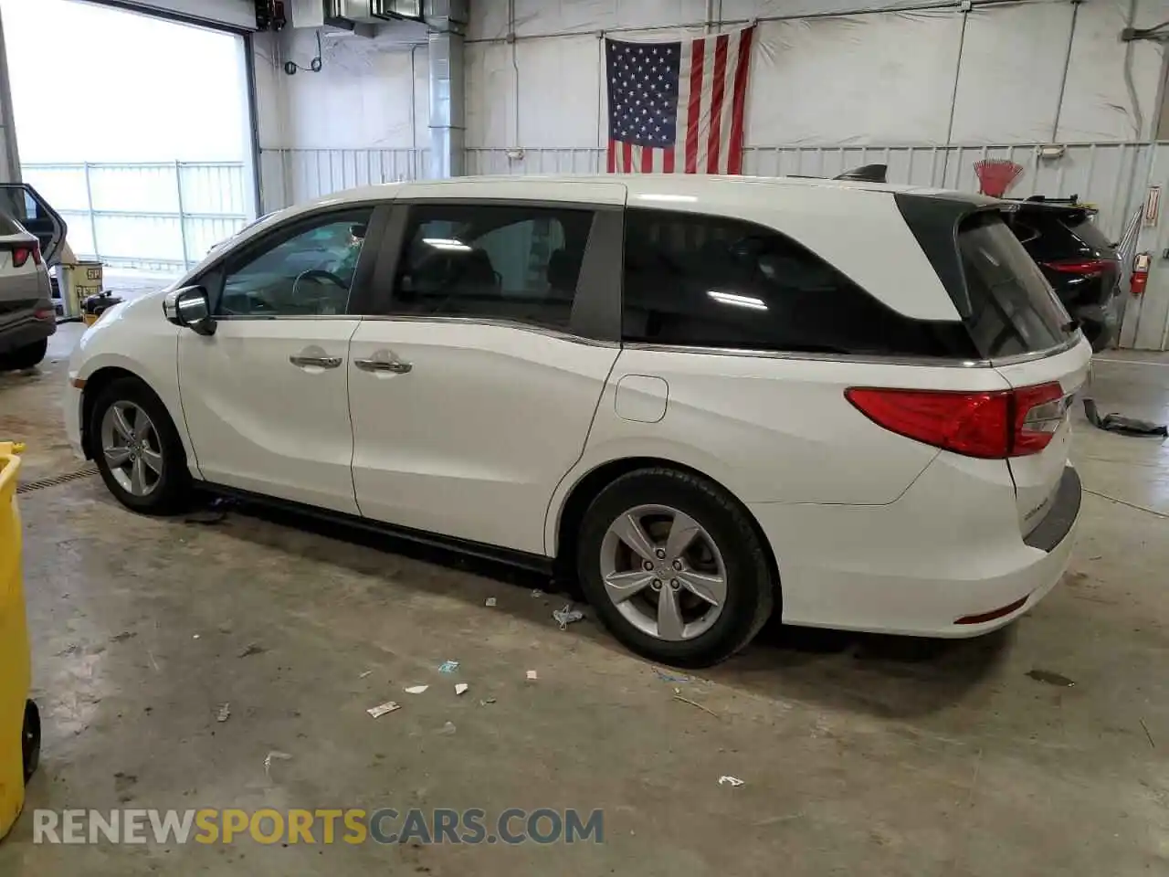 2 Photograph of a damaged car 5FNRL6H76LB004269 HONDA All Models 2020