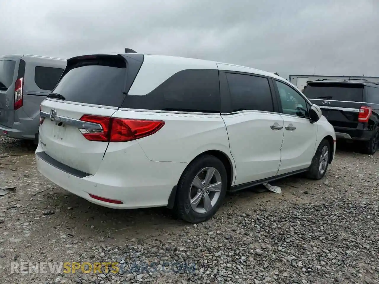 3 Photograph of a damaged car 5FNRL6H76LB064052 HONDA All Models 2020