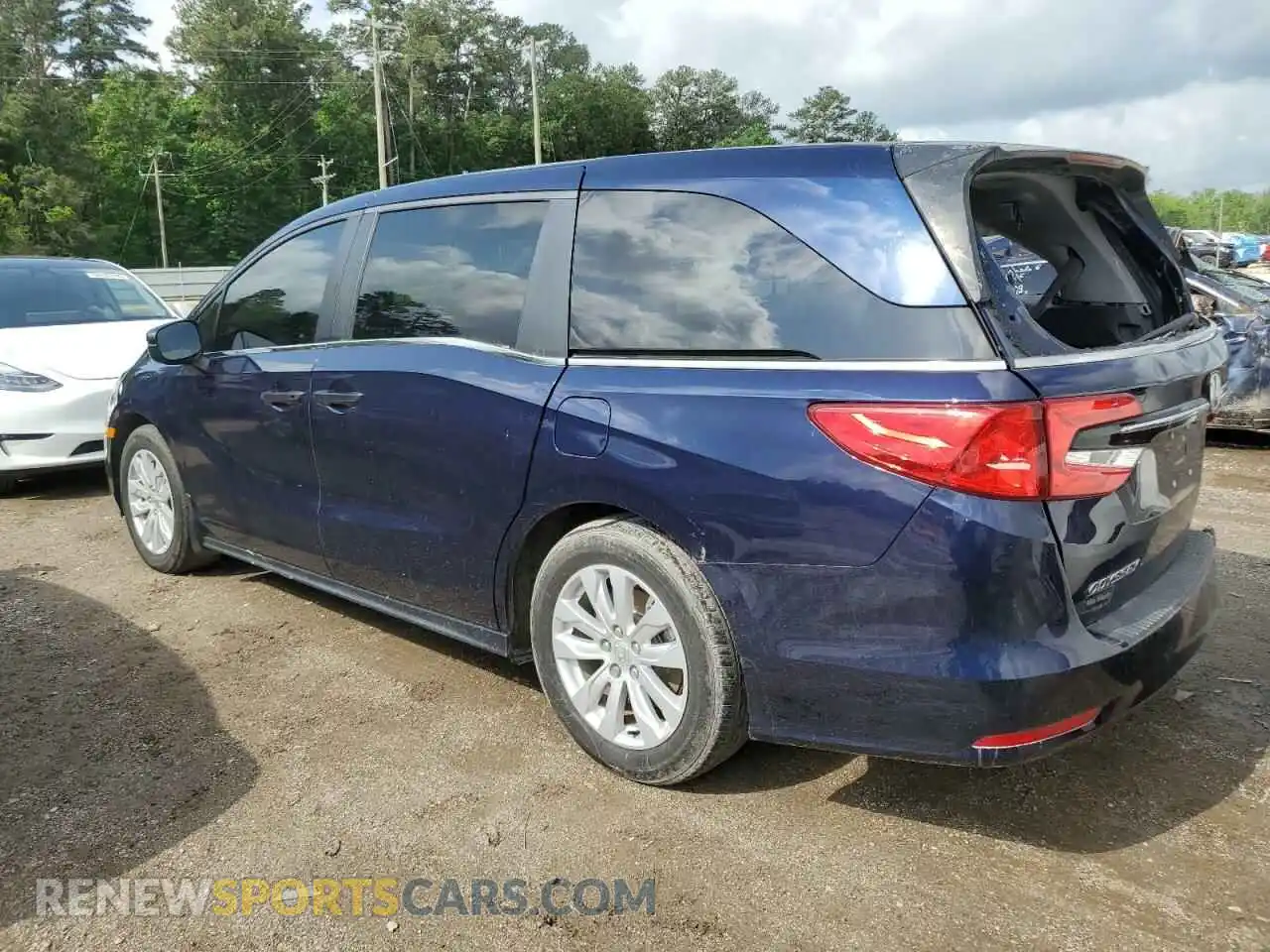 2 fotografías del automóvil dañado 5FNRL6H24MB044310 HONDA All Models 2021