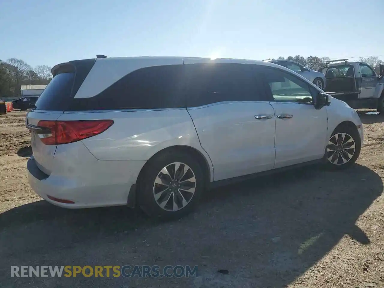 3 Photograph of a damaged car 5FNRL6H74NB014883 HONDA All Models 2022