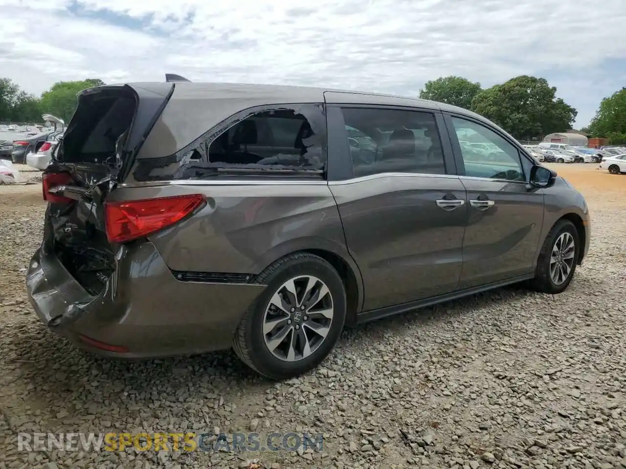 3 Photograph of a damaged car 5FNRL6H77NB052222 HONDA All Models 2022