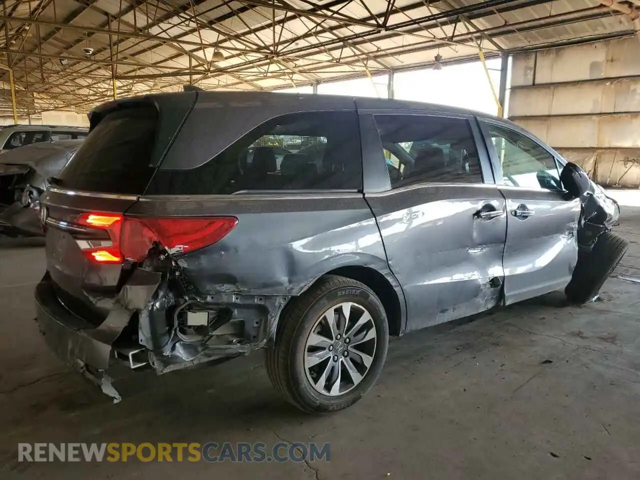 3 Photograph of a damaged car 5FNRL6H61PB039234 HONDA All Models 2023